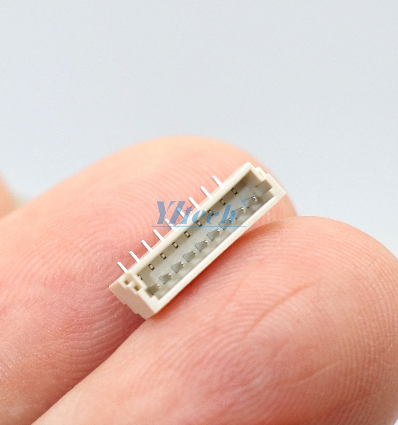 电子连接器的各种连接器方式