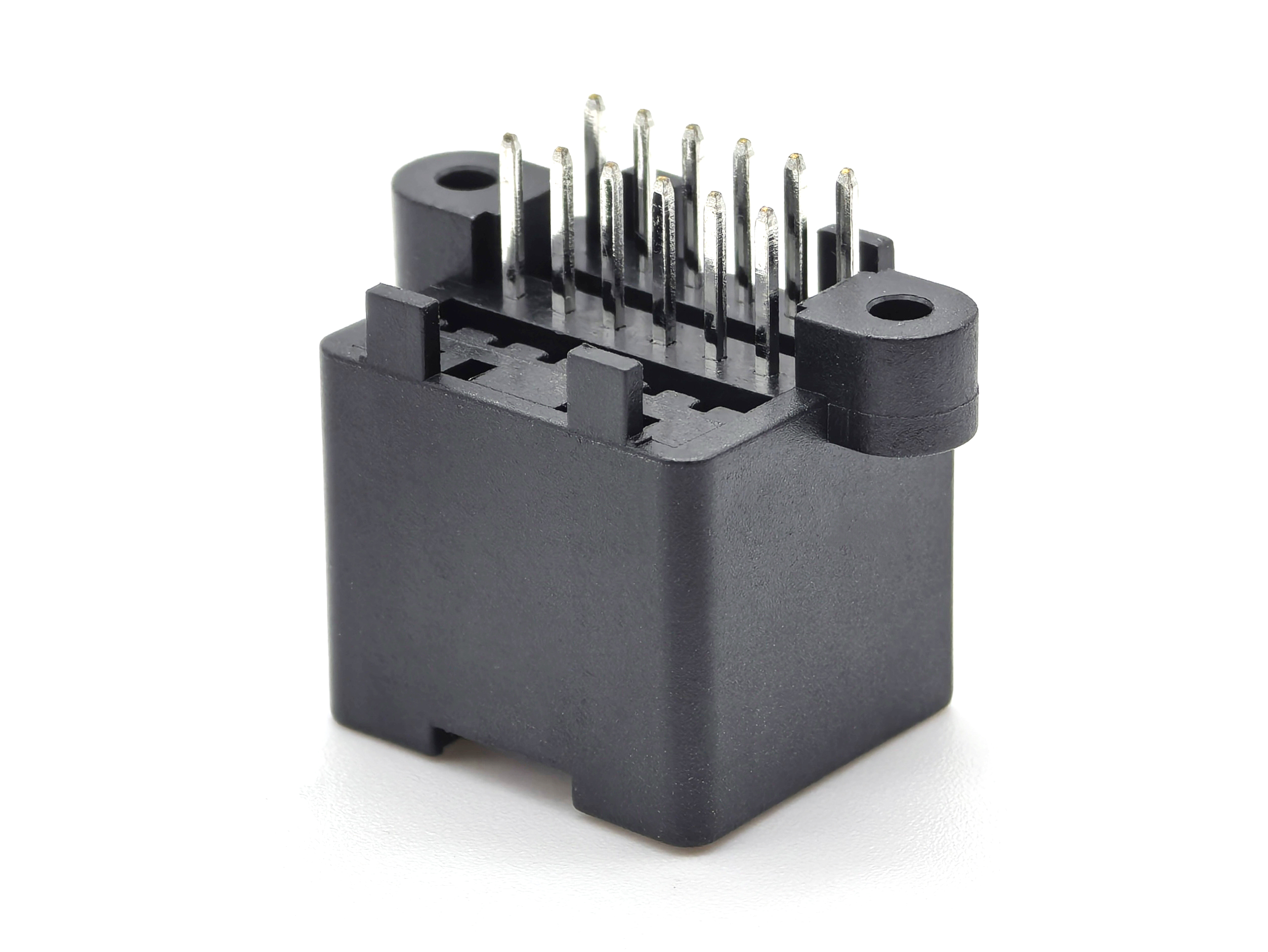 守护行车的“生命线”：如何确保汽车连接器质量安全